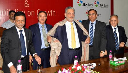 J&K Bank officers fraternity organizes farewell party for outgoing…