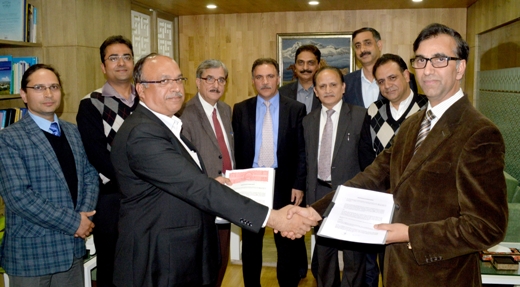 J&K  Bank & HPCL sign MoU
