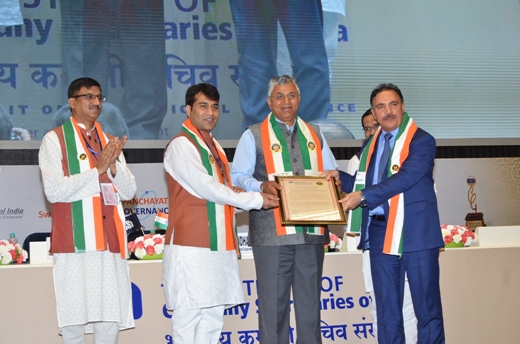 Parvez Ahmed  Felicitated by Alma Mater. Presented  with a Golden Memo…