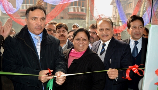 J&K  Bank commissions 2 ATMs at SKIMS, 1 at Umar Colony