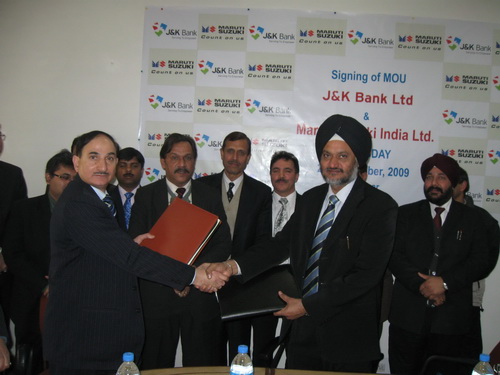 Owning a car becomes more easy,J&K Bank, Maruti ink MoU