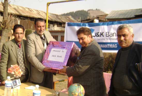 "J&K Bank is a conscious Corporate Citizen" : 7 computer…