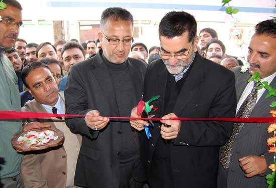 J&K Bank commissions ATM at Noorbagh