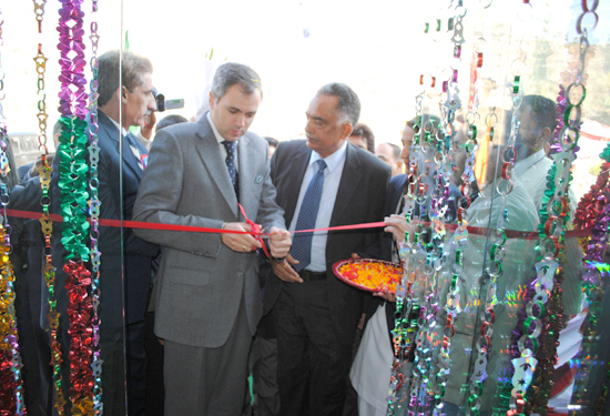 Chief Minister inaugurates J&K Bank ATM