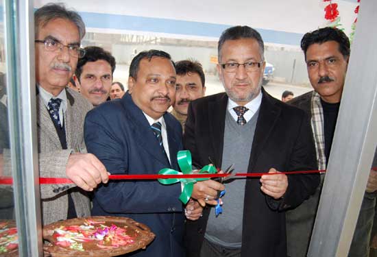 JK Bank commissions ATM at HPCL outlet in Nagbal