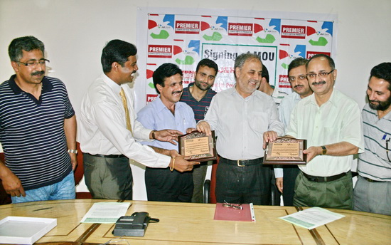 JK Bank inks tie-up with country's leading Agri-equipment Company