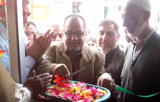 J&K Bank Dedicates 4 more ATMs on eve of Eid-ul-Fitr