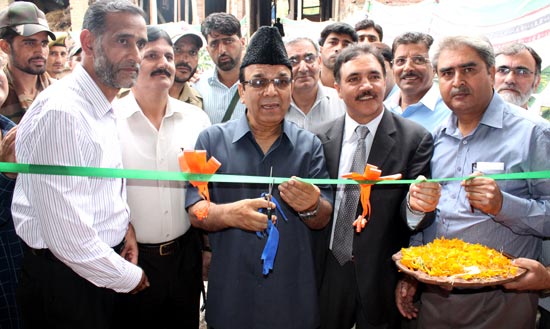 J&K Bank enjoying total functional autonomy: FM Inaugurates busine…