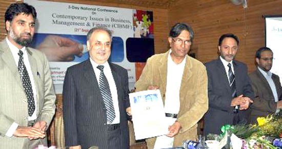 Executive President, J&K Bank, Tafazal Hussain felicitated