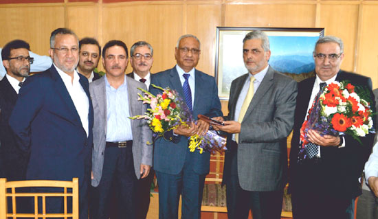 J&K Bank gives warm send-off to its executives